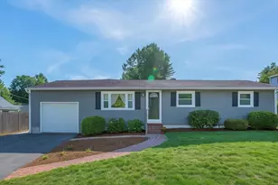 28 Nottingham, Nashua, NH 03062 - Photo 1