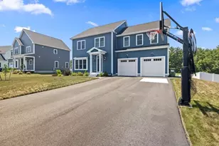 19 Charles Dr, Kingston, MA 02364 - Photo 1