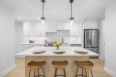 3 Franklin St #A, Somerville, MA 02145 - Photo 1