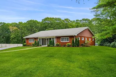 41 Essex St, Wenham, MA 01984 - Photo 1