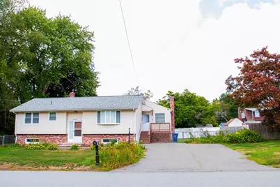 94 Tanglewood Dr, Dracut, MA 01826 - Photo 1