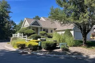 606 Alyssa Dr, Groveland, MA 01834 - Photo 1