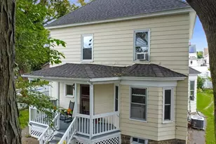 114 Beverly St, North Andover, MA 01845 - Photo 1