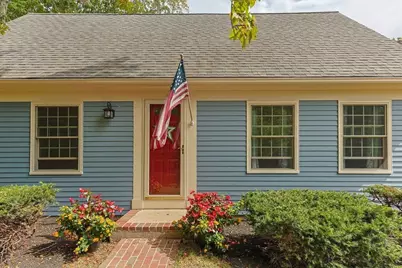 7 Horseshoe Cir, Sandwich, MA 02563 - Photo 1