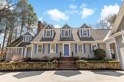 122 Lisa Ln, North Andover, MA 01845 - Photo 1