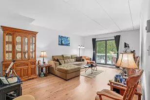 85 Commons Dr, Shrewsbury, MA 01545 - Photo 1