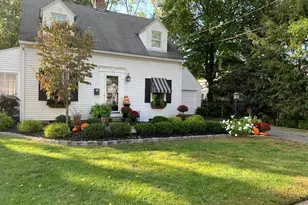 22 Hawthorne St, Longmeadow, MA 01106 - Photo 1