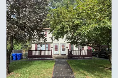 60-62 Desrosiers St, Springfield, MA 01104 - Photo 1