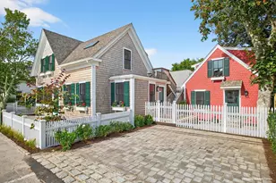 10 Bradford St, Provincetown, MA 02657 - Photo 1