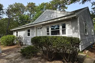 8 Holly Ln, Yarmouth, MA 02664 - Photo 1