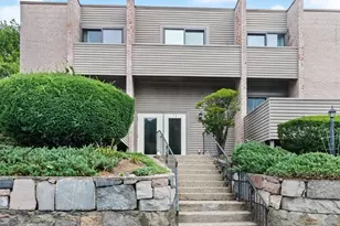 72 Centre St, Quincy, MA 02169 - Photo 1