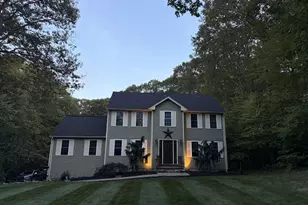 138 Walnut St, Douglas, MA 01516 - Photo 1