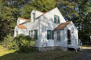 95 Mt Pleasant Ave, West Springfield, MA 01089 - Photo 1