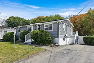 41 Pembroke Dr, Lawrence, MA 01843 - Photo 1