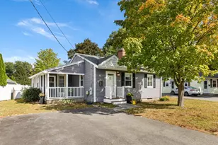 9 Pilgrim Rd, Woburn, MA 01801 - Photo 1