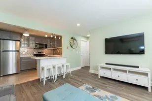 21 East St, Mansfield, MA 02048 - Photo 1