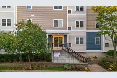 30 Franklin St #105, Malden, MA 02148 - Photo 1