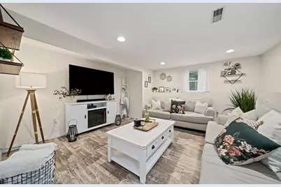 14 Dale Rd, Holbrook, MA 02343 - Photo 1