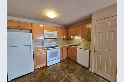 725 Broad St #8, Weymouth, MA 02189 - Photo 1