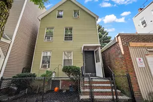 125 Putnam St, Boston, MA 02128 - Photo 1