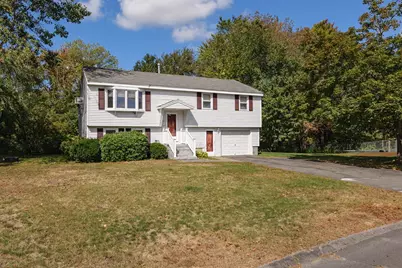 131 Bridle Path Ln, Methuen, MA 01844 - Photo 1