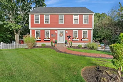 32 Bourne Park Ave, Marshfield, MA 02050 - Photo 1