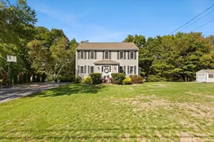 322 Purchase St, Middleborough, MA 02346 - Photo 1