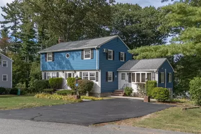 35 Phillip Ave, Burlington, MA 01803 - Photo 1