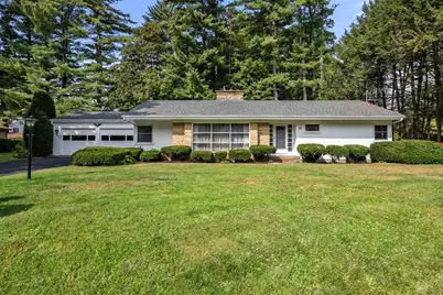 11 Highland Cir, Westfield, MA 01085 - Photo 1