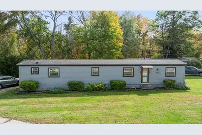 5 Tyler Street, Brookfield, MA 01506 - Photo 1