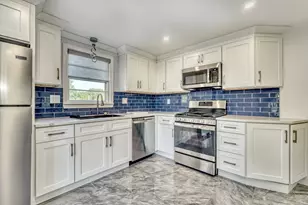 28 Border Rd, Holbrook, MA 02343 - Photo 1