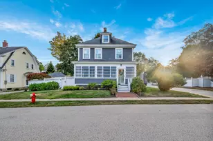 7 Melrose St, Amesbury, MA 01913 - Photo 1