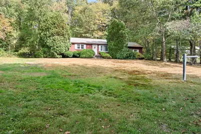 8 Galloway Rd, Chelmsford, MA 01824 - Photo 1