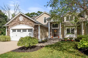 10 Callaway Dr, Middleton, MA 01949 - Photo 1