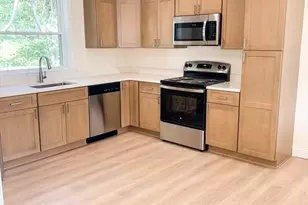 43 Bates, Northampton, MA 01060 - Photo 1