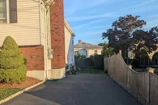 53 Lantern Rd, Revere, MA 02151 - Photo 1