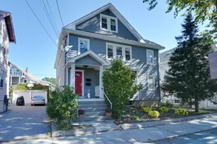 17 Templeton Pkwy, Watertown, MA 02472 - Photo 1