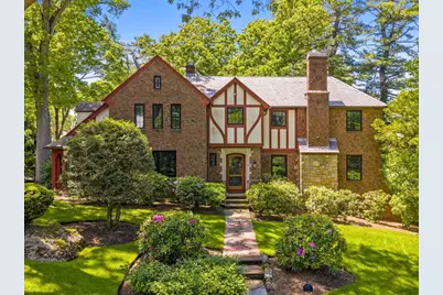 479 Chestnut Street, Newton, MA 02468 - Photo 1