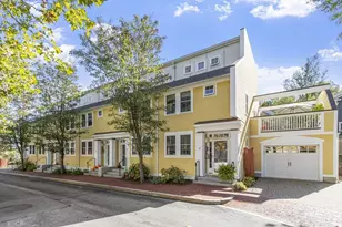 129 Merrimac St, Newburyport, MA 01950 - Photo 1