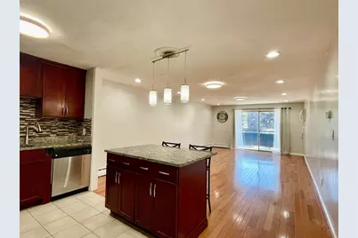 32 Whites Ave #E221, Watertown, MA 02472 - Photo 1