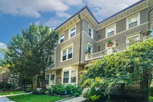 21 Regent Cir, Brookline, MA 02445 - Photo 1