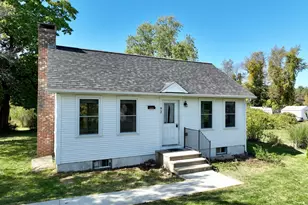 92 East St, Northfield, MA 01360 - Photo 1