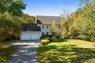 8 Arch St, Shrewsbury, MA 01545 - Photo 1