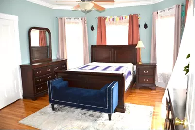 5 Charles St #1, Wakefield, MA 01880 - Photo 1