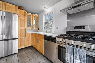 20 Astor St, Lynn, MA 01905 - Photo 1