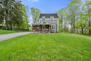 23 Schoolhouse Rd, Templeton, MA 01468 - Photo 1