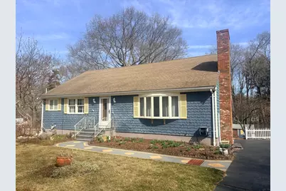 37 Simpson Ln, Freetown, MA 02702 - Photo 1