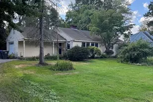 21 Pleasant St, Northborough, MA 01532 - Photo 1