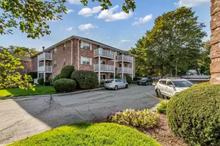 5 Karen Cir, Billerica, MA 01821 - Photo 1