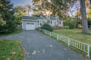 95 Benz St, Springfield, MA 01118 - Photo 1